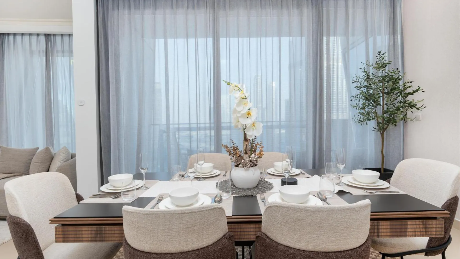 Whitesage - Unbeatable Views Of Burj Khalifa In This Huge 3Br Apartment Dubai