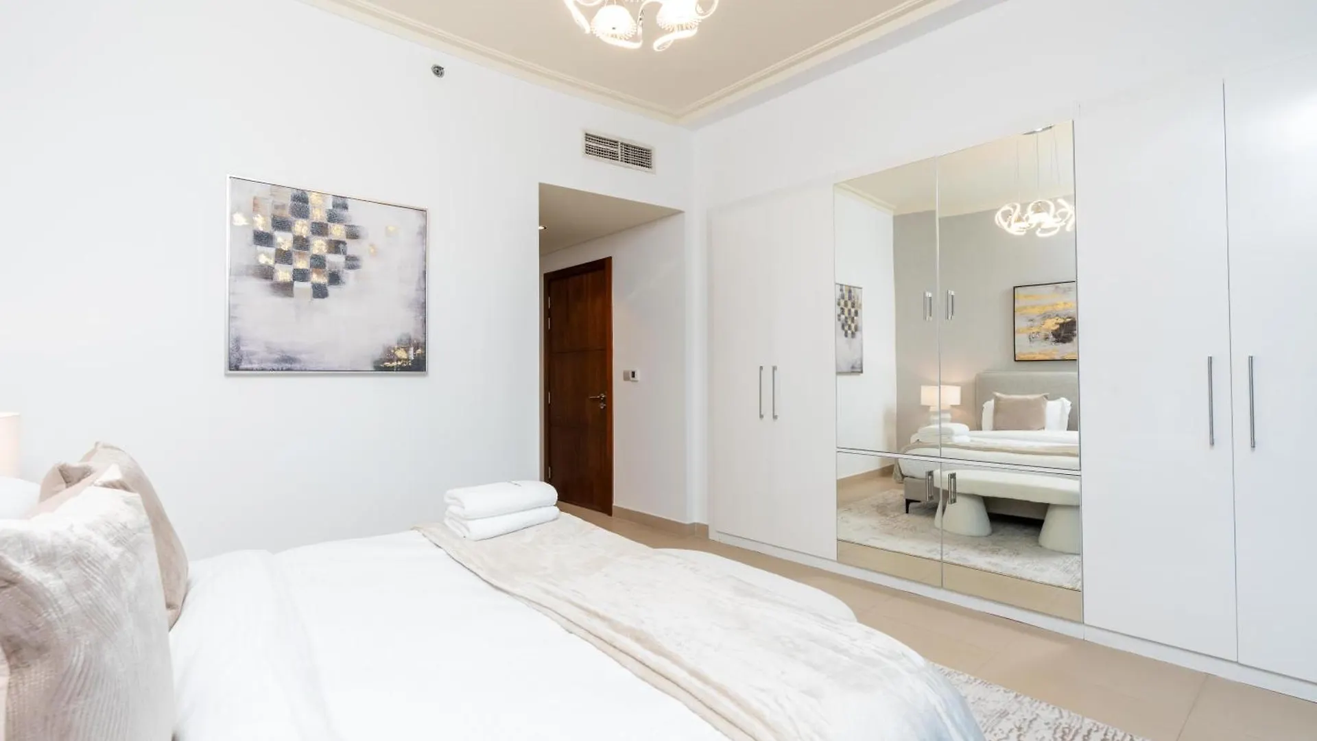 Whitesage - Unbeatable Views Of Burj Khalifa In This Huge 3Br Apartment Dubai